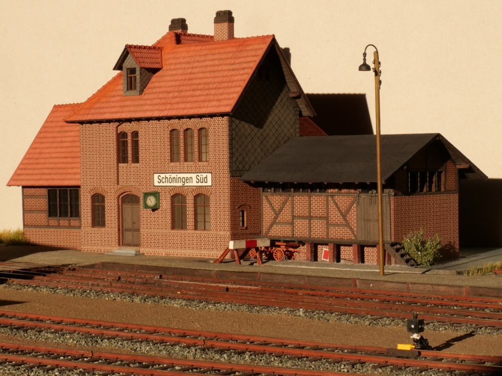Modell des Empfangsgeb�udes